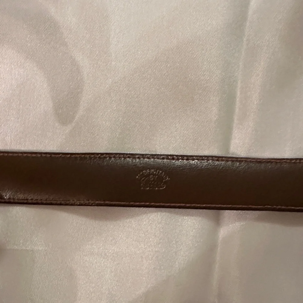 Vintage Gucci Brown Leather Belt with Gold Buckle - Picture 2 of 4